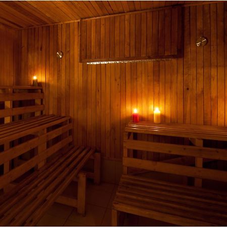 Hotel Lineas Прешов Экстерьер фото